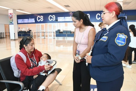 Promoción de la lactancia materna en el Aeropuerto de Mérida