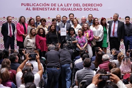 Martí Batres presenta nueva Ley de Bienestar e Igualdad Social en CDMX