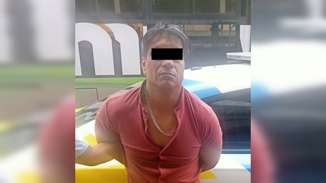 Detienen a hombre por tocamientos a menor en centro de Monterrey