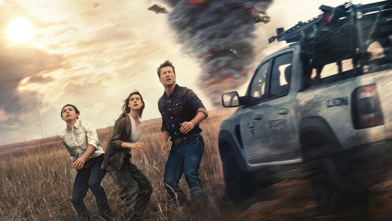 Daisy Edgar-Jones, Glen Powell y Anthony Ramos encabezan el elenco de 'Tornados'. Foto: Warner Bros. Pictures / Universal Pictures