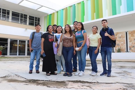 La Uady da la bienvenida a estudiantes al nuevo ciclo escolar