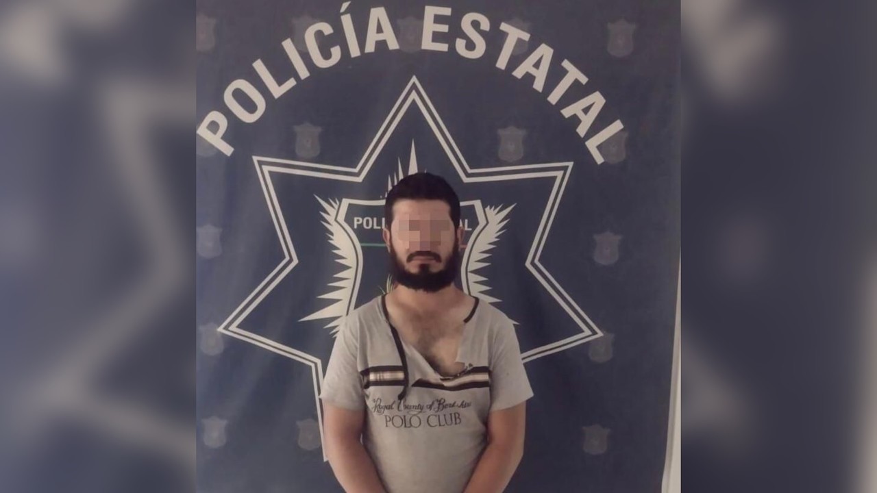 Un hombre fue detenido tras ser denunciado por su hijo tras violentar a su madre. Foto: Especial.