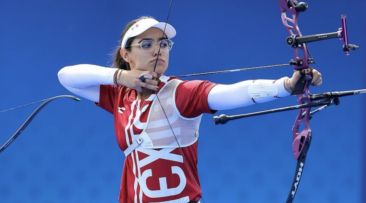 Ana Paula Vázquez es una arquera de Ramos Arizpe. (Fotografía: Instagram)