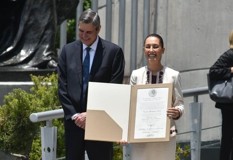 Claudia Sheinbaum ya es presidenta electa; recibe Constancia de Mayoría