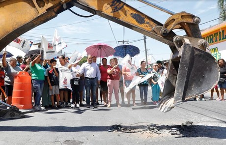 Escobedo renueva avenida Loma Verde en Colinas de Topo Chico