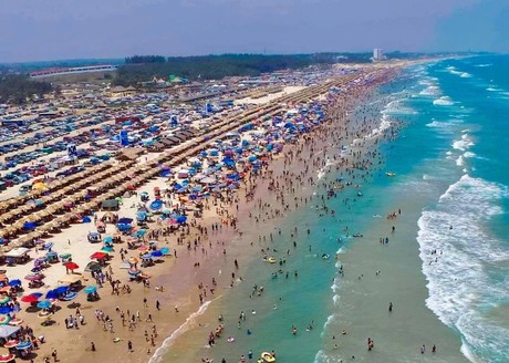 Supera un millón de visitantes Playa Miramar en este verano