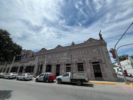 La Botica Morelos, uno de los sitios más importantes de Linares, ¿la conoces?