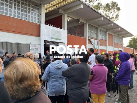 ¡Con mochila en mano! Regresan a clases secundarias y primarias en Ecatepec