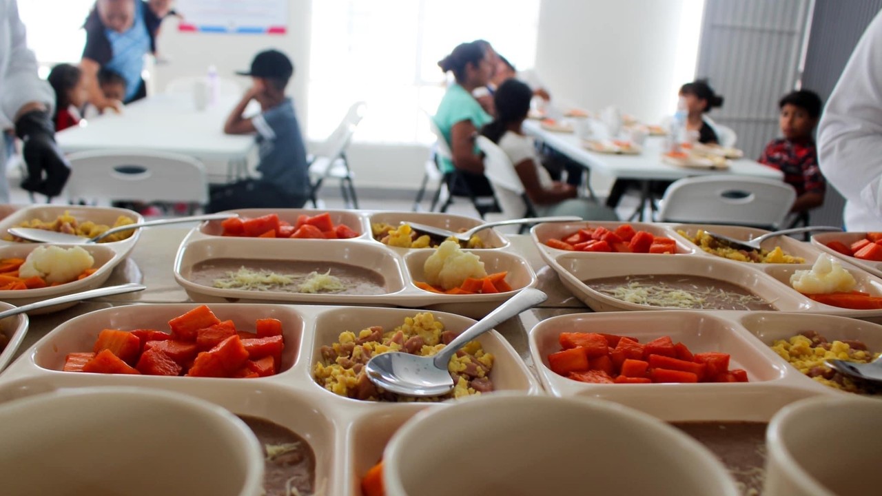 Comida que se sirve en los comedores comunitarios de Durango. Foto: Gobierno Municipal.