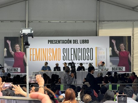 'Feminismo Silencioso': Detrás de las puertas de Palacio Nacional