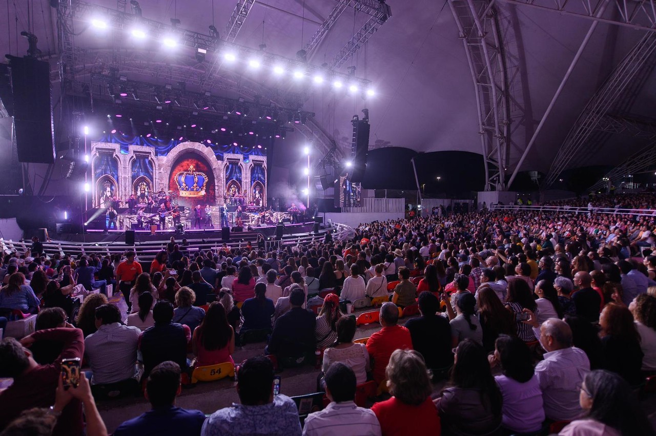 Los espectáculos que se llevaron acabo en las instalaciones de la Feria, fueron atractivos para turistas internacionales y nacionales. Foto: Cortesía.