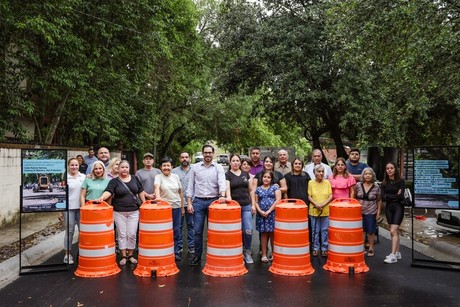 David de la Peña entrega nueva pavimentación en la comunidad San Francisco