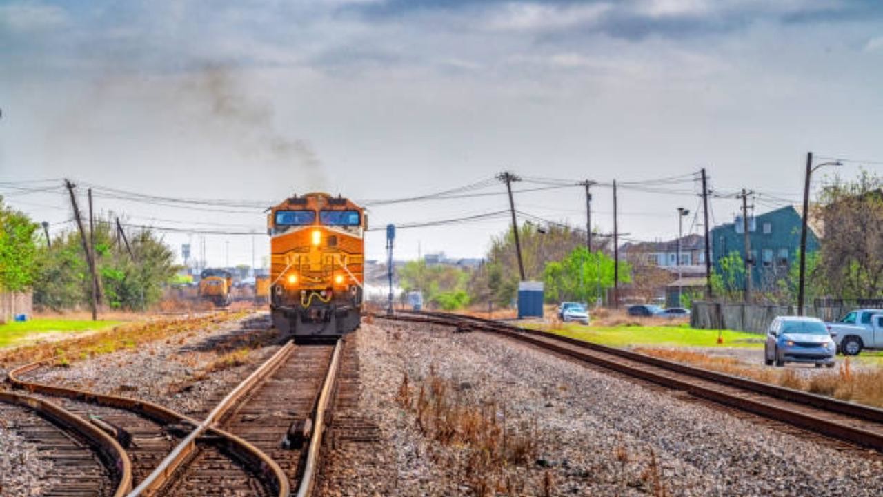 Imagen ilustrativa de un ferrocarril. Foto: Pixabay.