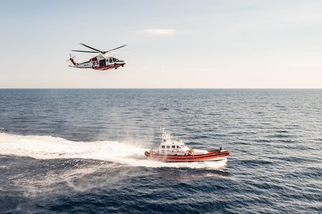 Caso Mike Lynch: Recuperan cinco cuerpos de velero hundido en costa de Sicilia