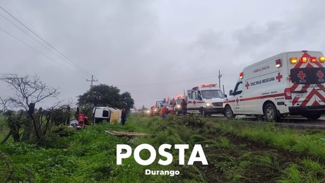 Bache en el tramo Canatlán - Nuevo Ideal ocasiona la muerte de una señora