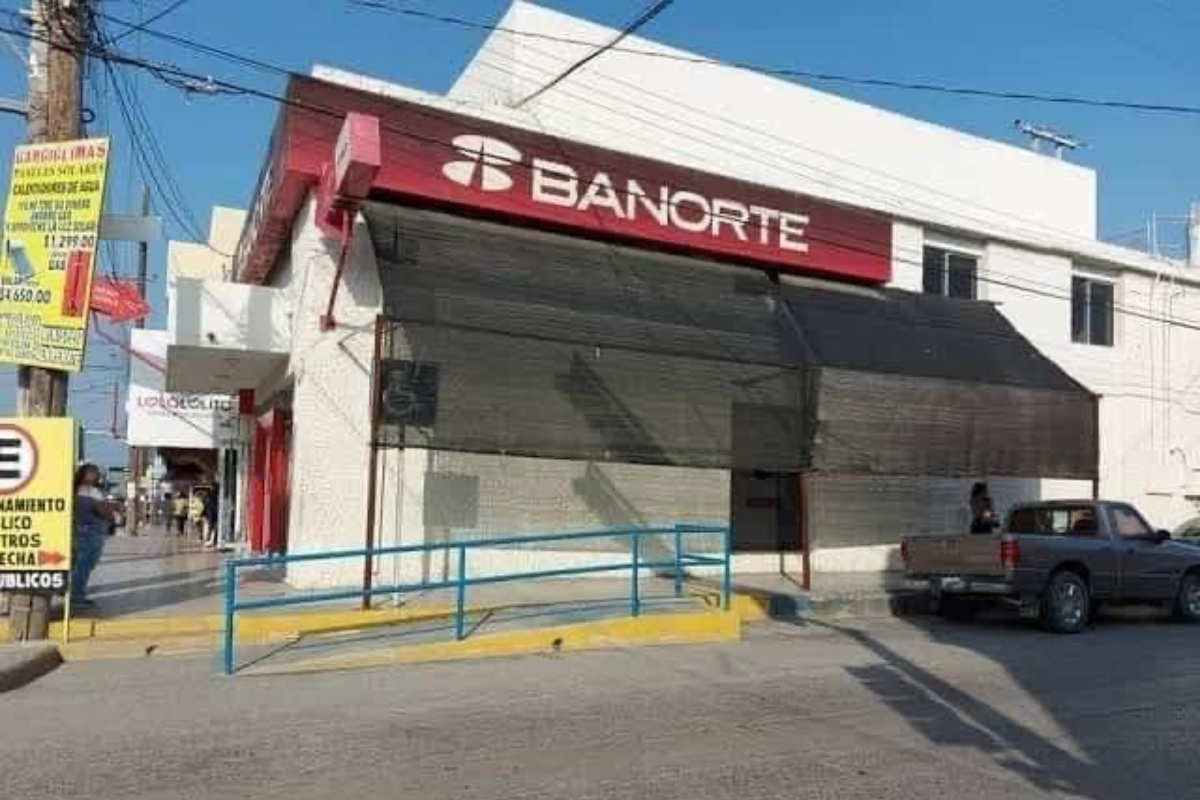 Sucursal Banorte ubicada en el municipio de Mante, Tamaulipas, donde se registraron los hechos. Foto: Ignacio Aceves