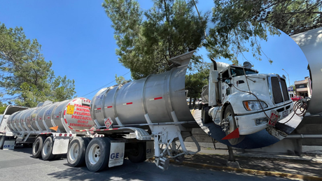 Aseguran cargamento de combustible ilegal en la carretera Torreón-Saltillo 