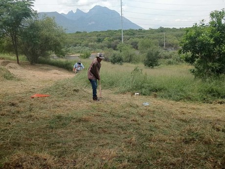 Juárez realiza limpieza en áreas verdes para prevenir el dengue