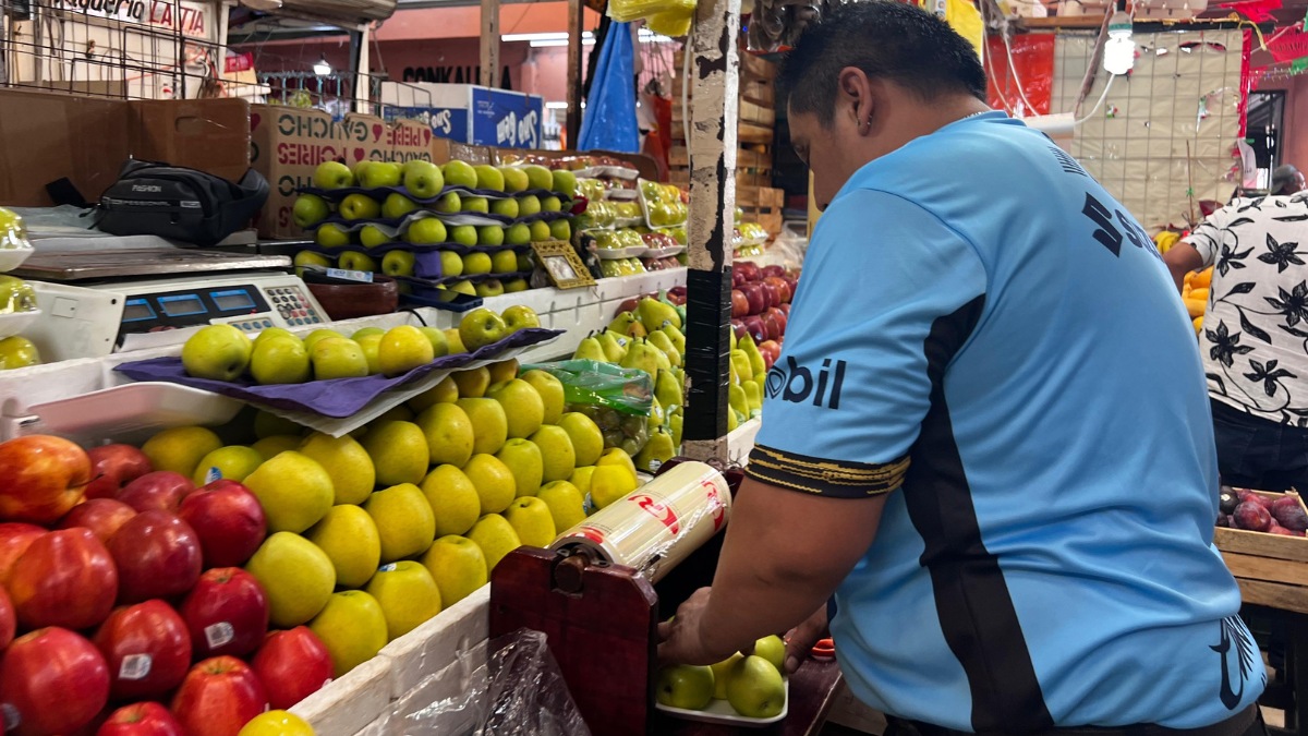 La carne, el pollo y las verduras son los productos con más alza de precios Foto: Irving Gil