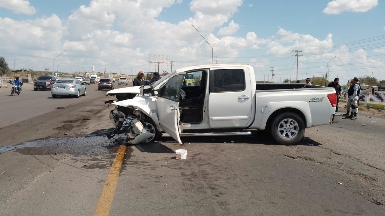 Choque en la carretera 57. Foto de redes sociales.