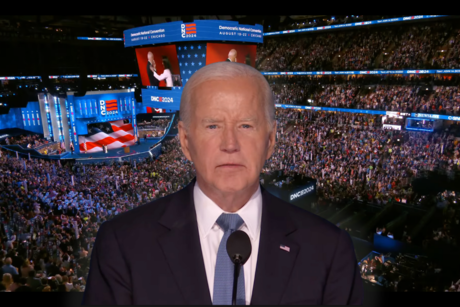 Con lágrimas y ovación, Joe Biden dice adiós y da respaldo a Kamala Harris