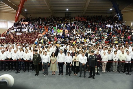 Américo Villarreal reconoce avance de la UAT