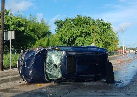 Impresionante choque múltiple con volcadura en la zona norte de Tampico