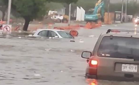 Después de la tormenta... lluvia deja caos en Monterrey (VIDEO)