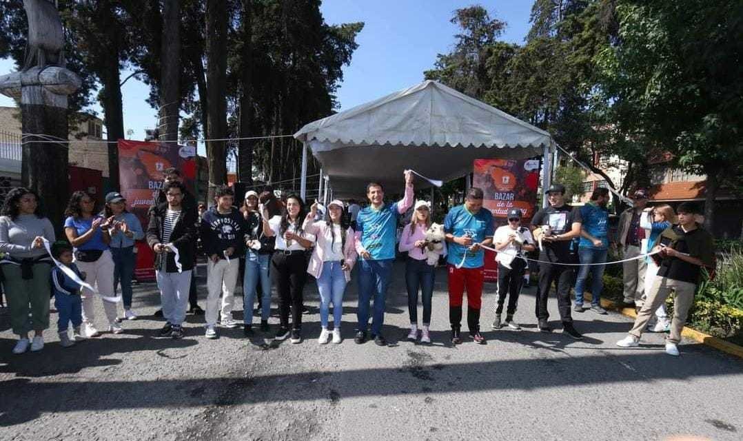 Toluca inaugura bazar para jóvenes emprendedores. Foto: RRSS