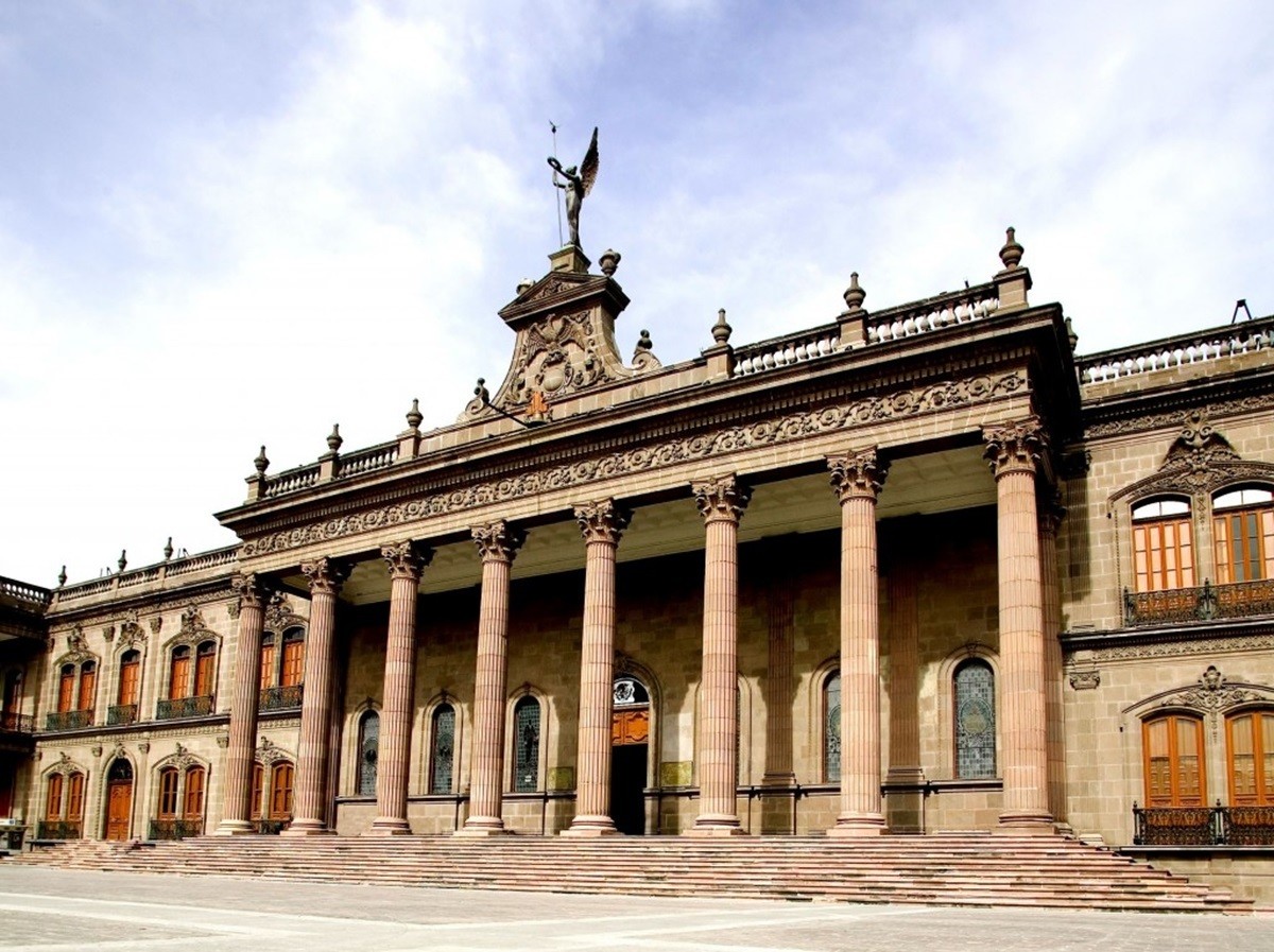 En la imagen el Palacio de Gobierno de Nuevo León. Foto: 3 Museos