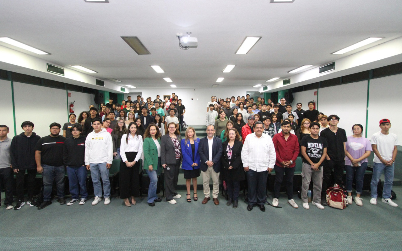 curso-taller 'Construyendo Mi Proyecto de Vida'. Foto: UAT