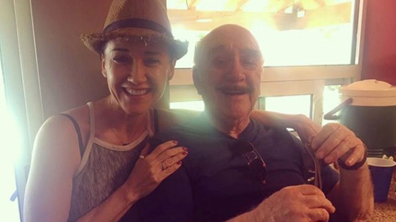 Susana Zabaleta junto a su padre el doctor Alfonso Zabaleta Margaín. Foto. Especial.