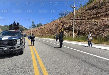 Rescatan a turistas coahuilenses tras ser intercerptados en la Dgo-Mazatlán