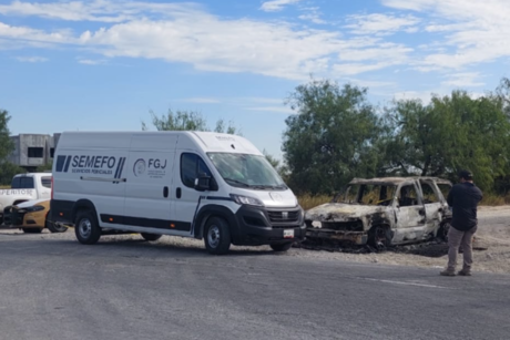 Queman camioneta con cuerpo en su interior en la carretera Reynosa- San Fernando