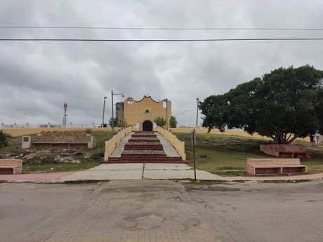 ¡Sin temor a dios! Robo en iglesia de Sacalum genera alerta entre vecinos