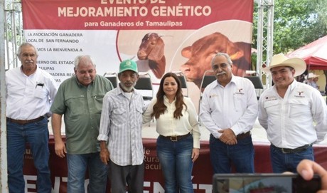 Favorecen a sector ganadero con Programa de Mejoramiento Genético