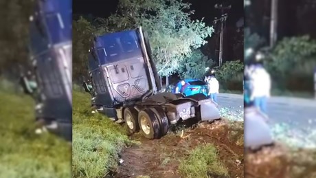 Tráiler atropella a pareja de motociclistas en el Periférico de Mérida