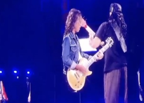 Metallica homenajea a Caifanes con 'La Negra Tomasa' (VIDEO)