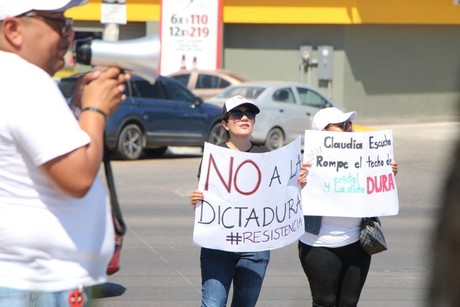 Trabajadores del PJF protestan en La Paz contra reforma judicial