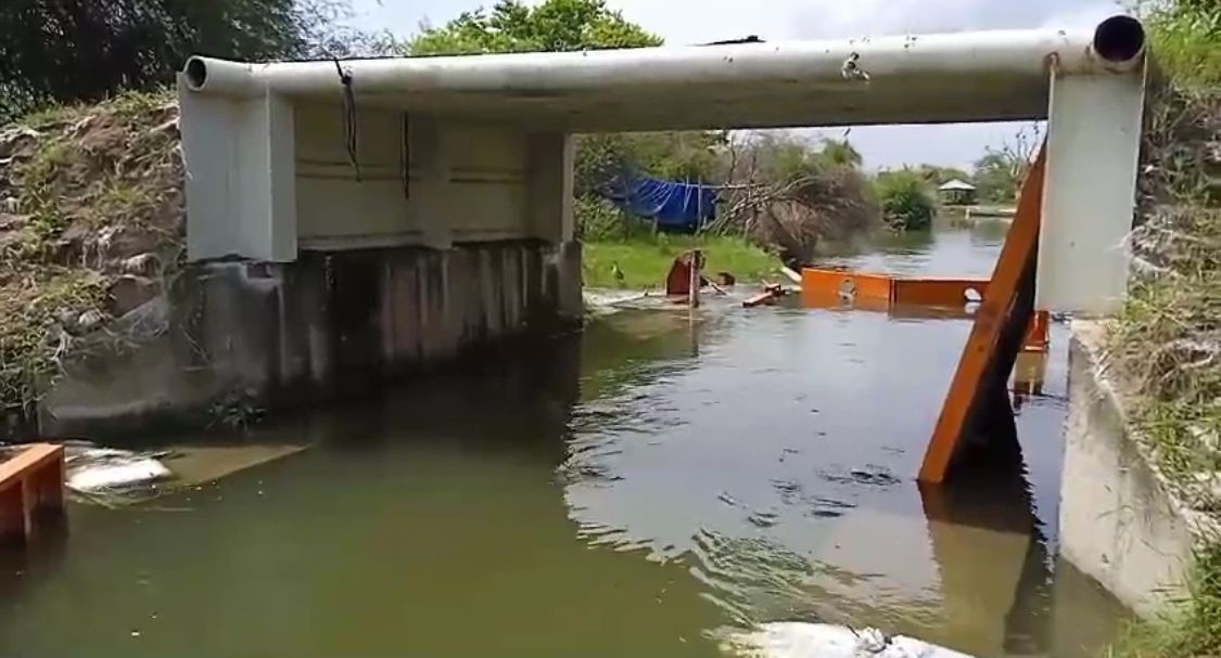 Riesgo de contaminación por fallo en las compuertas del Estero Camalote