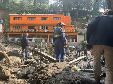 Tragedia en Jilotzingo: Aumenta a 9 fallecidos por deslizamiento de cerro