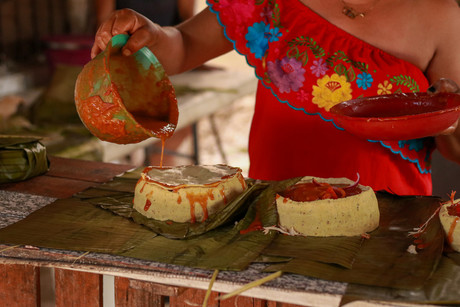 ¡Ya huele a Pib!: La deliciosa tradición culinaria de la Península de Yucatán