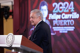 AMLO en una de sus últimas mañaneras en Palacio Nacional. Foto. BBC.