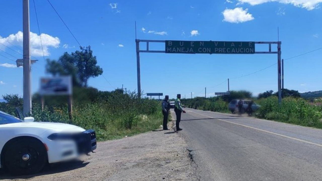 Este viernes 27 de septiembre, tras el cierre del jueves 26, amanecen abiertas las dos carreteras de Durango a Mazatlán. Foto: Especial.