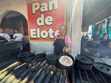 >Aprende a cocinar un pan de elote con 'Doña Macri' en Escobedo