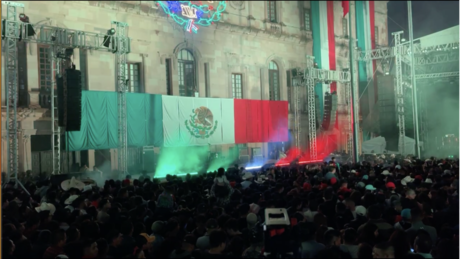 Sigue EN VIVO en POSTA Coahuila el grito en la plaza de armas de Saltillo