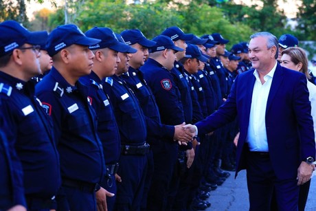 La promesa de Héctor García a los policías de Guadalupe