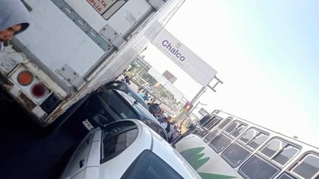 Colisión en la México-Cuautla genera tráfico intenso en Chalco