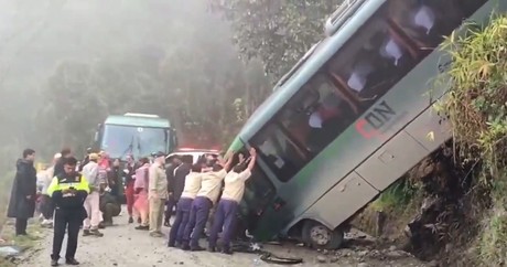 >Mexicanos sufren accidente en Perú mientras viajaban hacia Machu Picchu