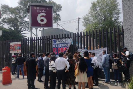 Estudiantes de Derecho bloquean Viaducto en protesta a reforma al Poder Judicial